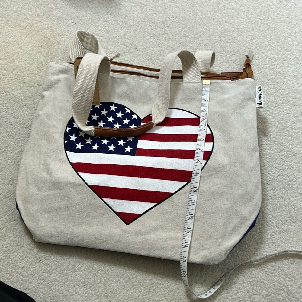 NWT, Happy Life Canvas flag heart tote bag Lg 18”X 15” - Picture 9 of 12